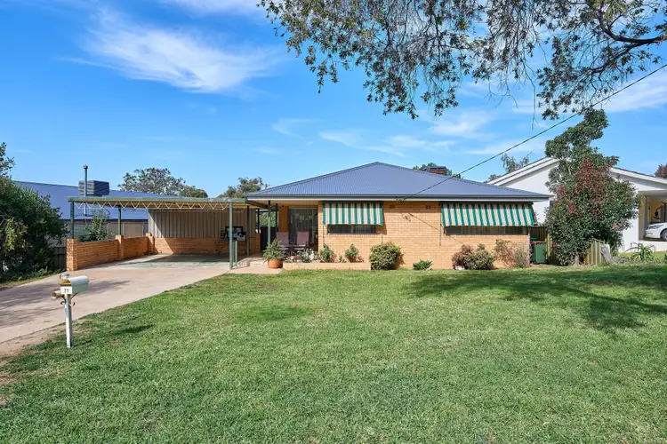 71 Meadow Street, Kooringal NSW 2650