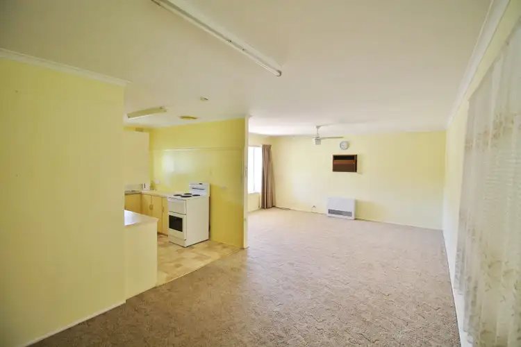 Fifth view of Homely house listing, 31 Blackett Avenue, Young NSW 2594