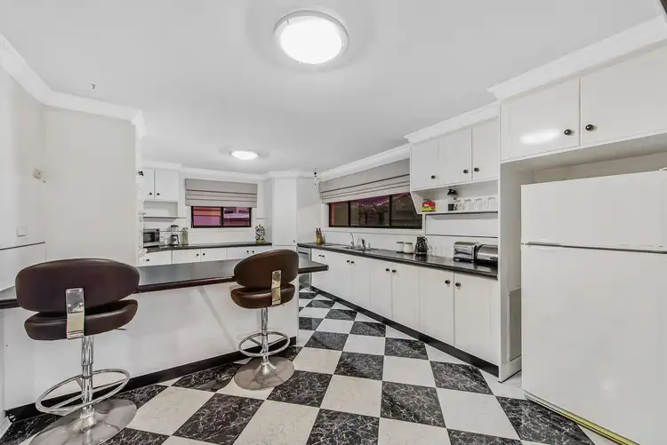 Sixth view of Homely house listing, 9 Maple Court, Keilor VIC 3036