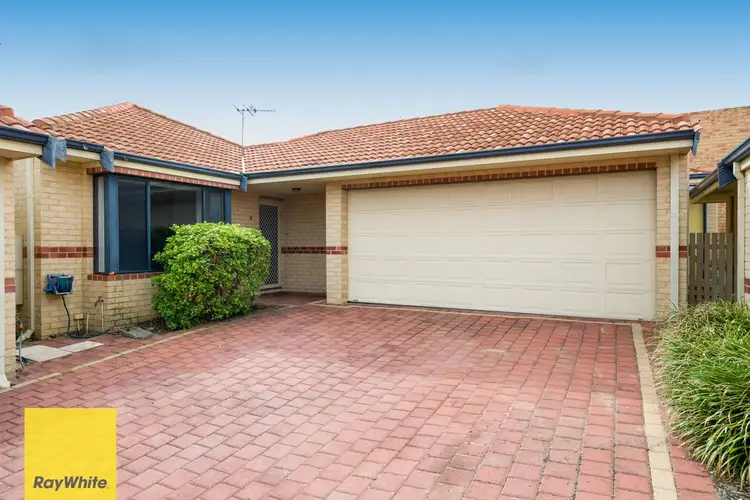 8/1 Ravenswood Drive, Nollamara WA 6061