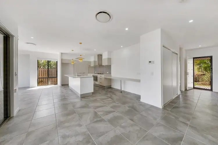 Sixth view of Homely house listing, 10 Cornforth Crescent, Kirkwood QLD 4680
