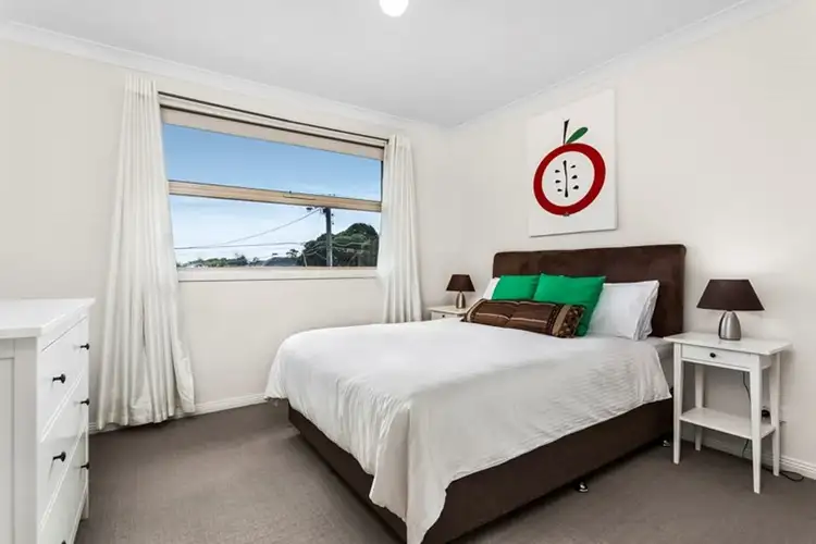 Fifth view of Homely townhouse listing, 1/33 Storey Road, Reservoir VIC 3073
