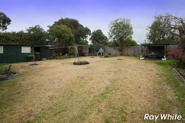 4 Mahogany Avenue, Frankston North VIC 3200