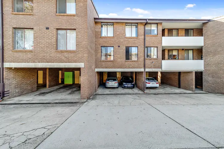 17/30 Springvale Drive, Hawker ACT 2614