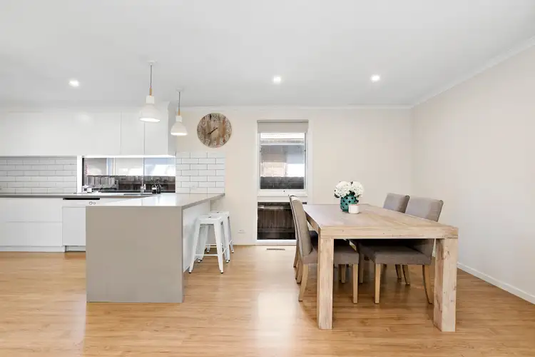 Third view of Homely house listing, 7 Taverner Square, Frankston VIC 3199