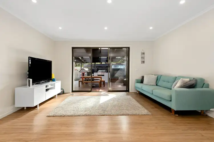 Fifth view of Homely house listing, 7 Taverner Square, Frankston VIC 3199