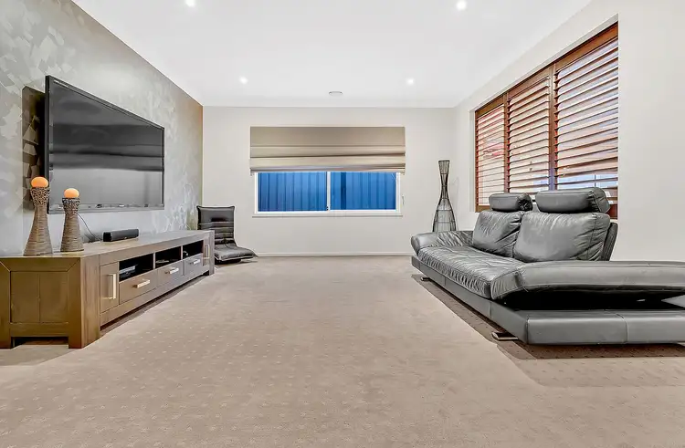 Sixth view of Homely house listing, 8 Fenland Street, Craigieburn VIC 3064