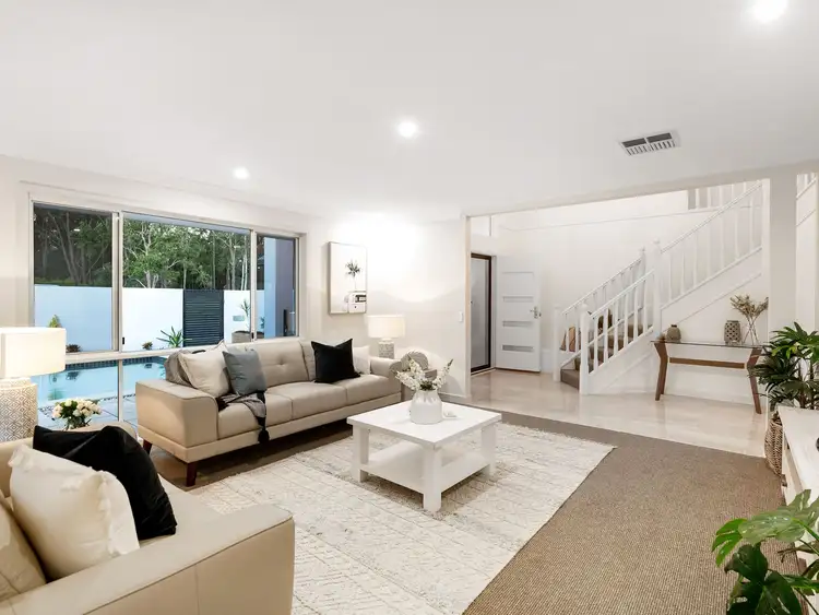 Fifth view of Homely house listing, 2 Marissa Close, Mansfield QLD 4122