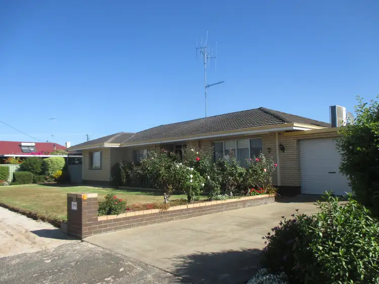 10 Annie, Katanning WA 6317