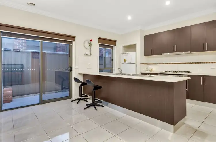 Second view of Homely house listing, 10 Gunther Way, Wollert VIC 3750