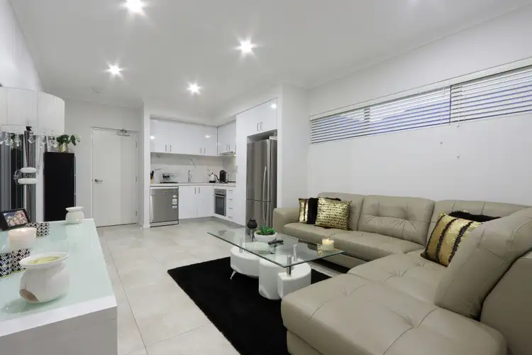 7/2 Croesus Street, Morley WA 6062