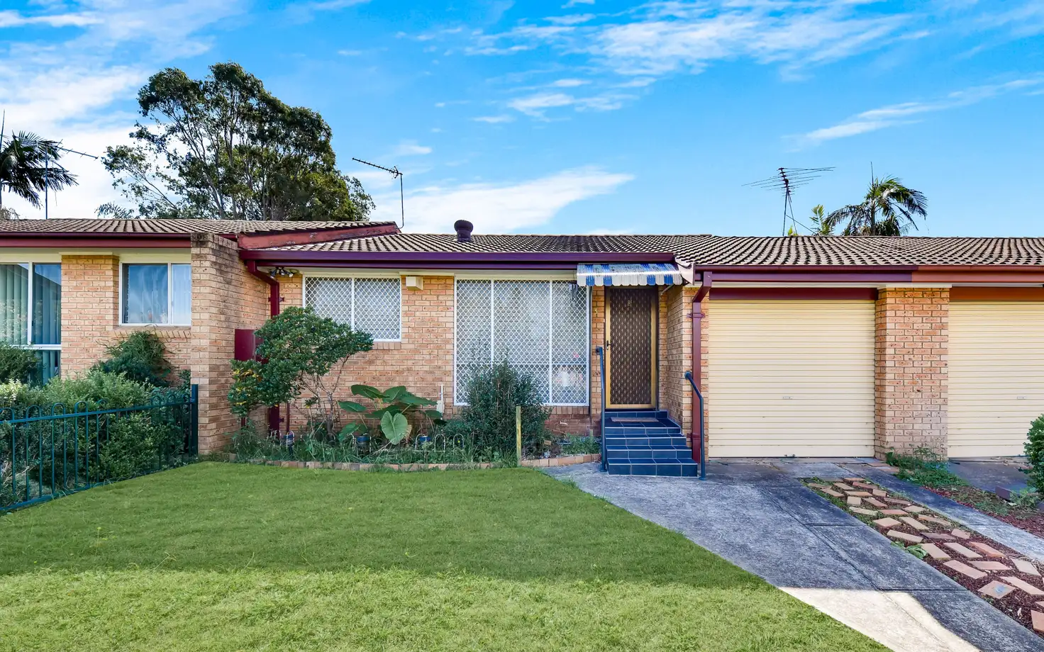 Main view of Homely villa listing, 3/2 Woodlark Place, Glenfield NSW 2167