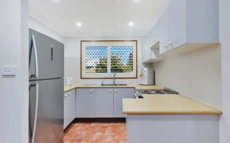 Fifth view of Homely villa listing, 3/2 Woodlark Place, Glenfield NSW 2167