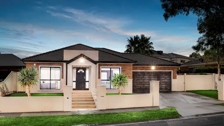 10 Ancona Drive, Mill Park VIC 3082