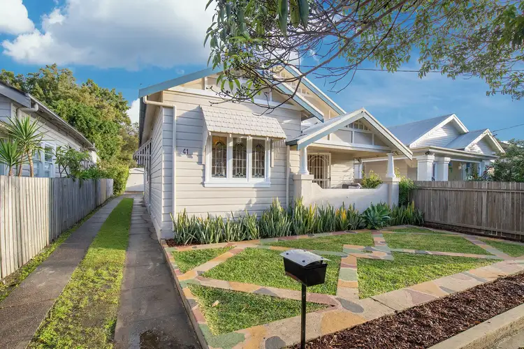 41 Harle Street, Hamilton South NSW 2303