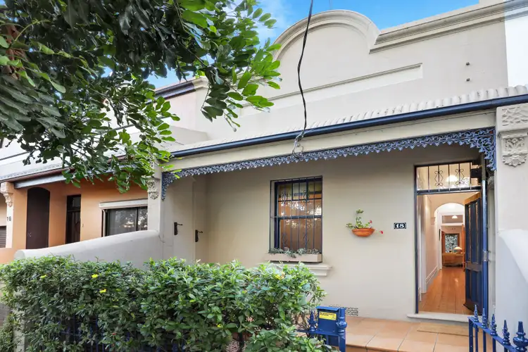 18 Burren Street, Erskineville NSW 2043