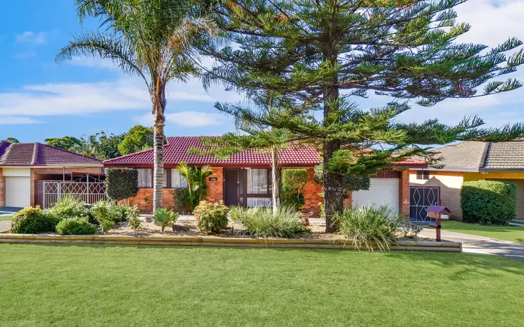228 The Parkway, Bradbury NSW 2560