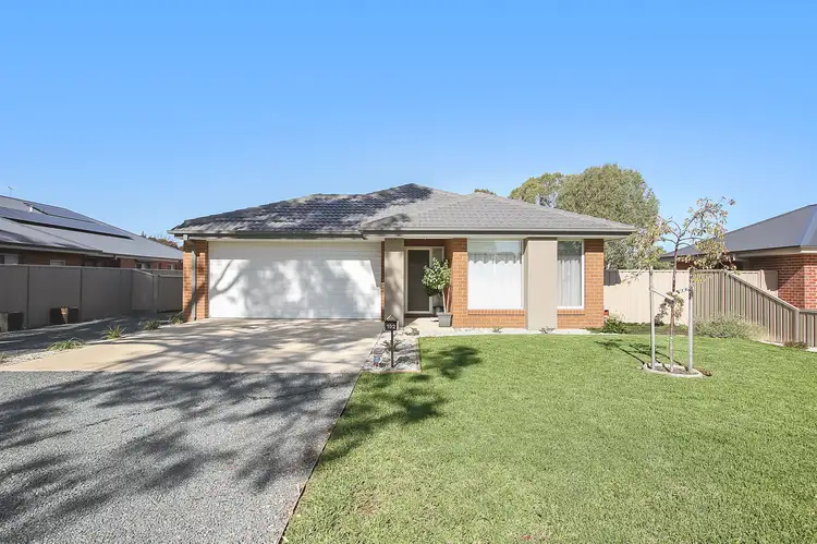 192 Jude Street, Howlong NSW 2643