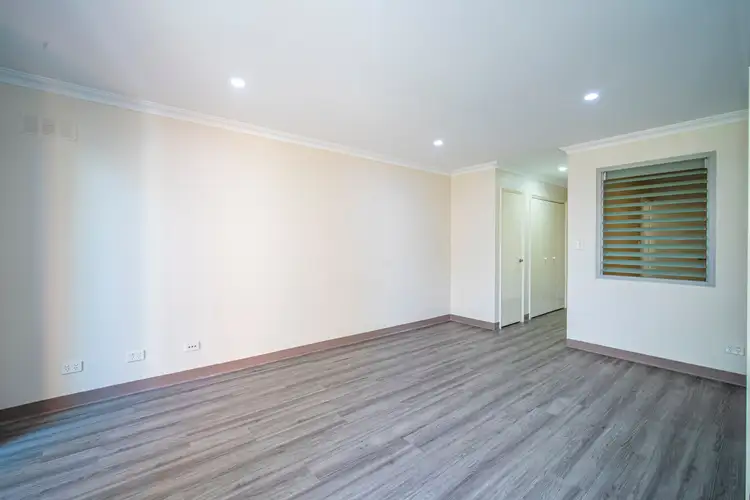 Sixth view of Homely unit listing, 4/6 Sampson Close, Midland WA 6056