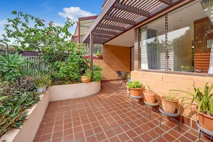 28/2 McAuley Place, Waitara NSW 2077