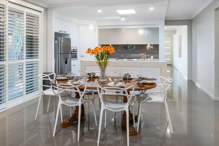 16 Landsdowne Drive, Ormeau Hills QLD 4208