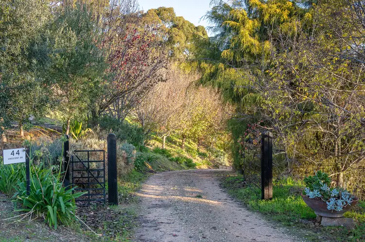 44 Crescent Drive, Norton Summit SA 5136