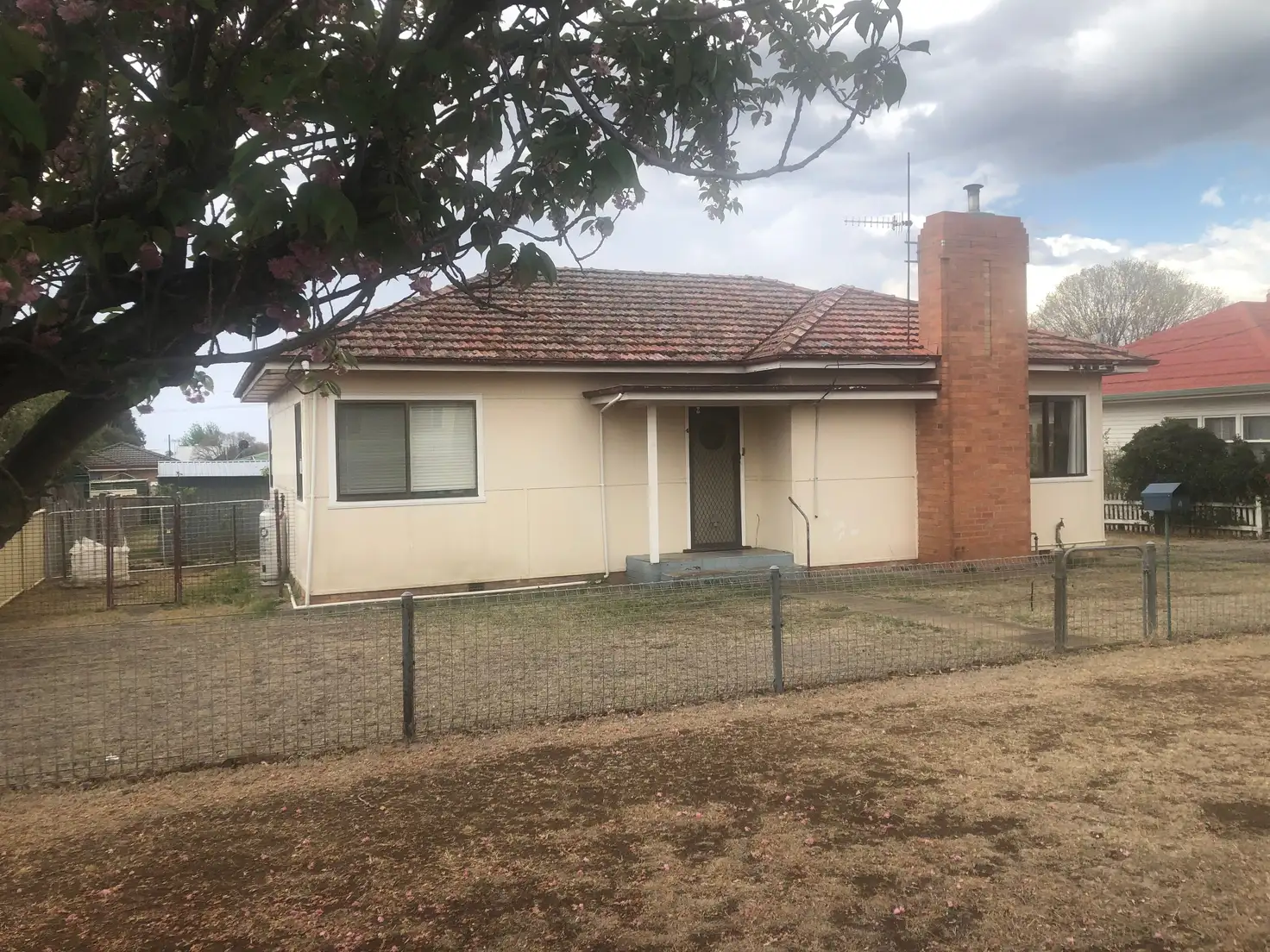 Main view of Homely house listing, 4 Hilton, Glen Innes NSW 2370