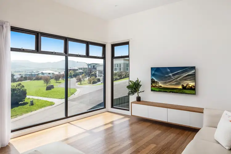 11 Saxonia Road, Gerringong NSW 2534
