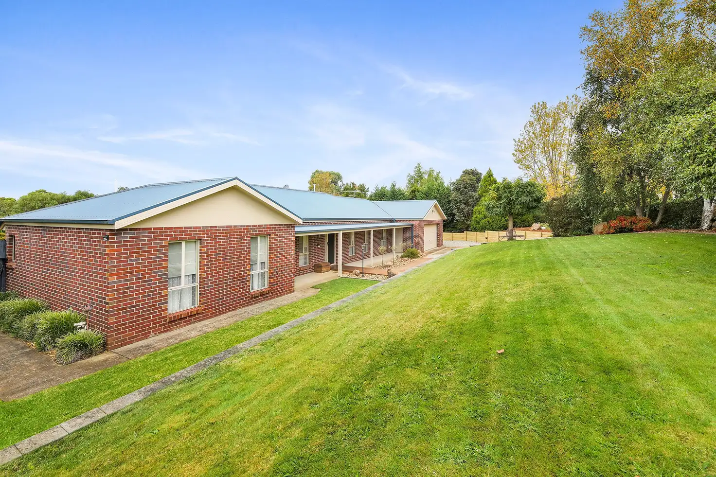 Main view of Homely house listing, 10 Millennium Court, Drouin VIC 3818