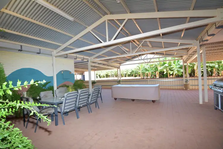 759 North River Road, Carnarvon WA 6701