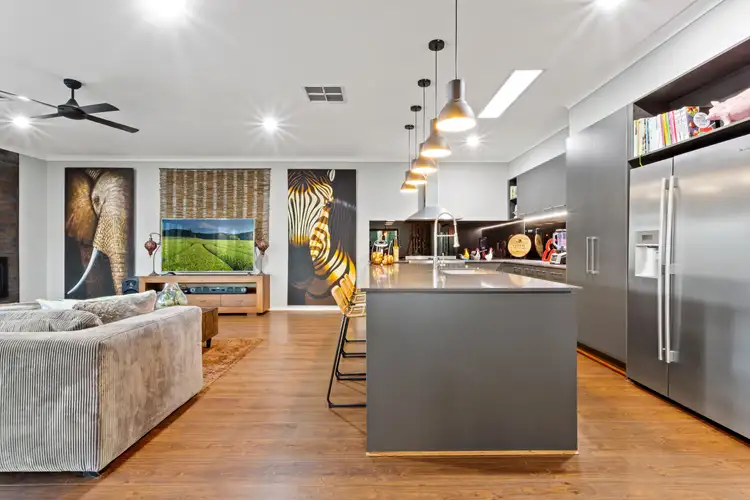 Second view of Homely house listing, 1 Hidcote Terrace, Wollert VIC 3750