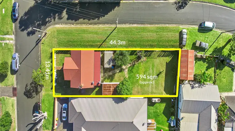 9 Dick Street, Corrimal NSW 2518