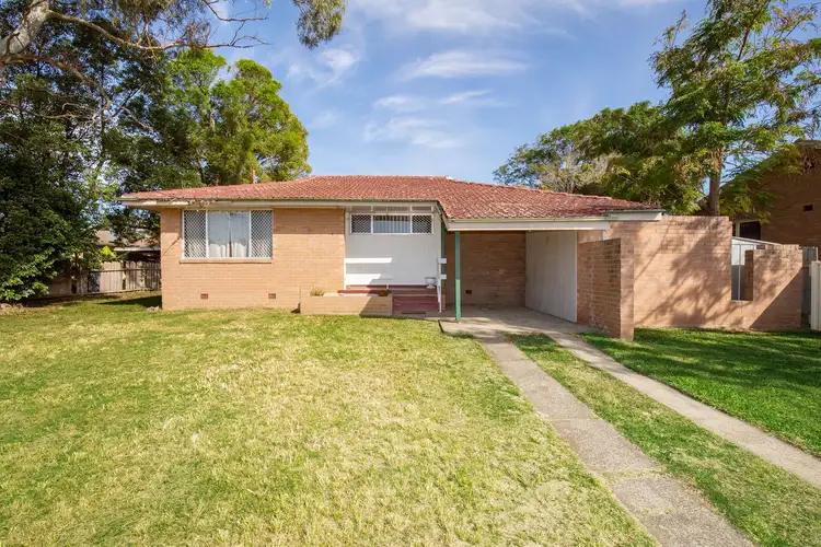4 Greenway Avenue, Woodberry NSW 2322