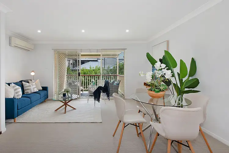 Second view of Homely townhouse listing, 2/25 View Street, Mount Gravatt East QLD 4122
