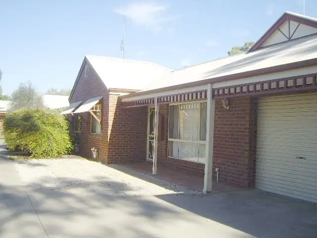 Main view of Homely unit listing, 2/63a Landsborough Street, Echuca VIC 3564