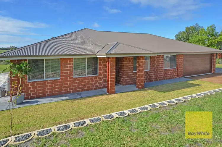 135 Deloraine Drive, Warrenup WA 6330