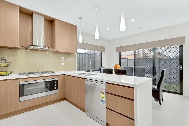 Seventh view of Homely house listing, 18 Booyong Street, Craigieburn VIC 3064