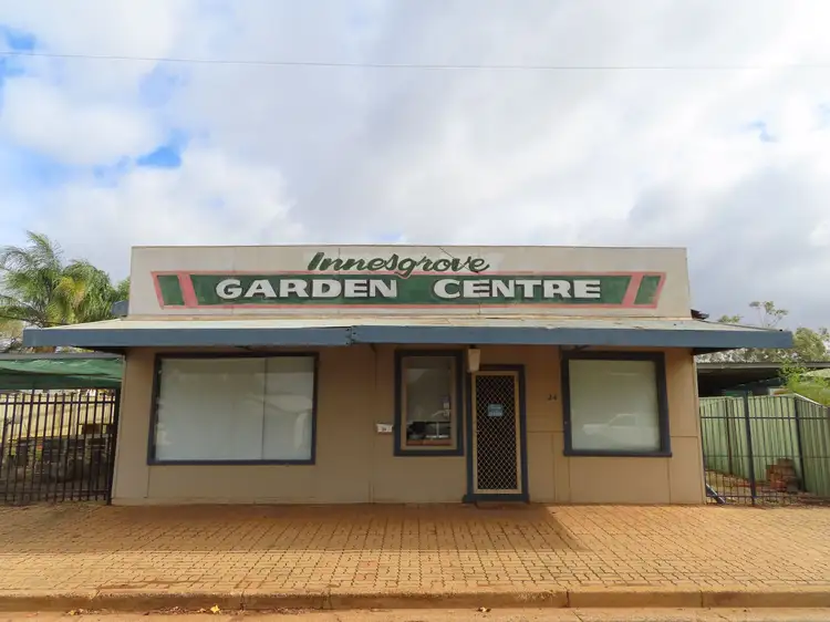 24 Innes Street, Condobolin NSW 2877