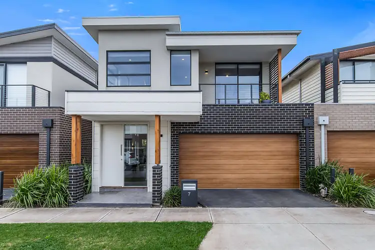 Second view of Homely house listing, 7 Northumberland Drive, Keysborough VIC 3173