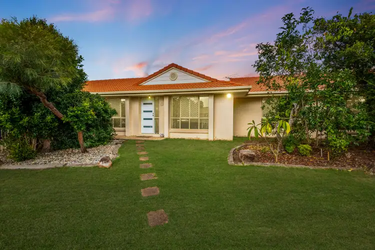 2 Summit Court, Warner QLD 4500