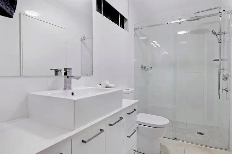 Sixth view of Homely house listing, 1/20 Britannia Avenue, Broadbeach QLD 4218