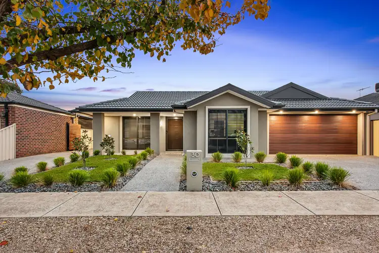 30 Jacaranda Drive, Taylors Hill VIC 3037