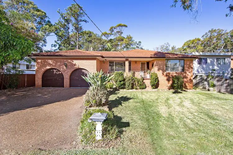 5 Malvina Parade, Gorokan NSW 2263