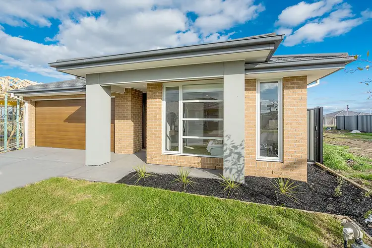 Second view of Homely house listing, 11 Lignum Street, Craigieburn VIC 3064