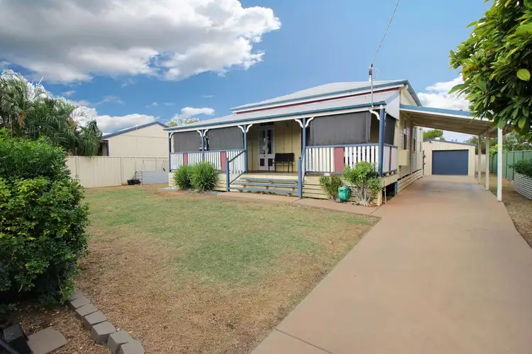 6 Vicki Close, Emerald QLD 4720