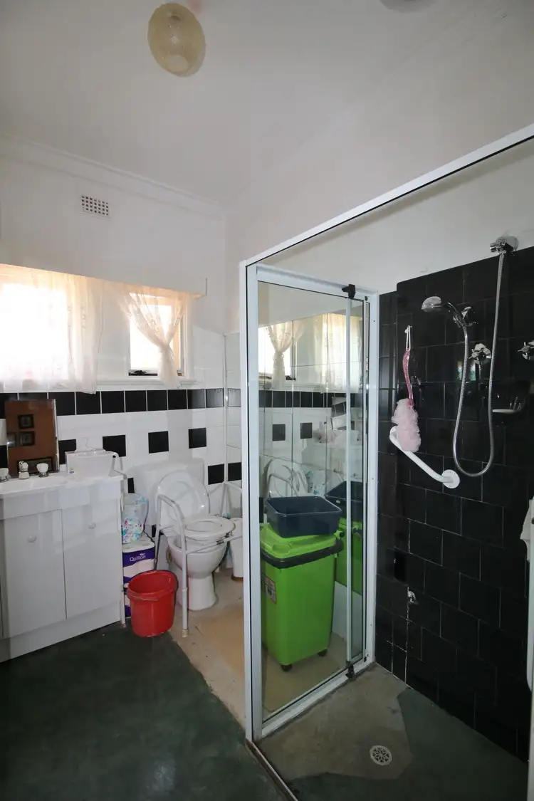 Sixth view of Homely house listing, 16 Cornwall Street, Berri SA 5343