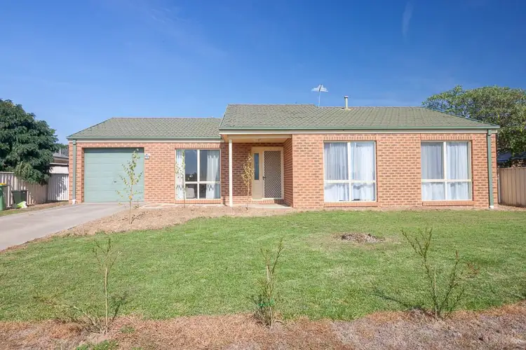 70 Jude Street, Howlong NSW 2643