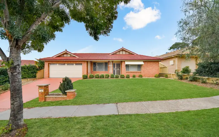 4 Brookview Street, Currans Hill NSW 2567