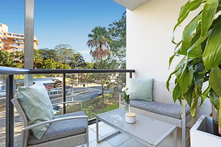 Second view of Homely apartment listing, 5/107 Darling Point Road, Darling Point NSW 2027