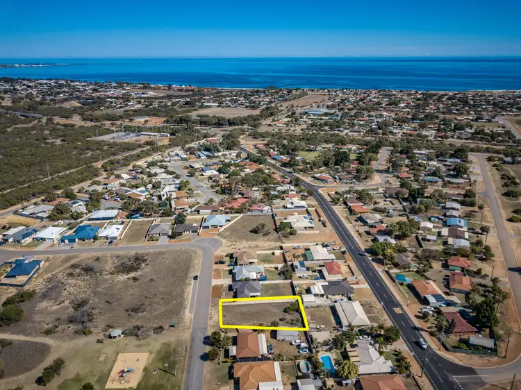 14 Yarraman Road, Waggrakine WA 6530